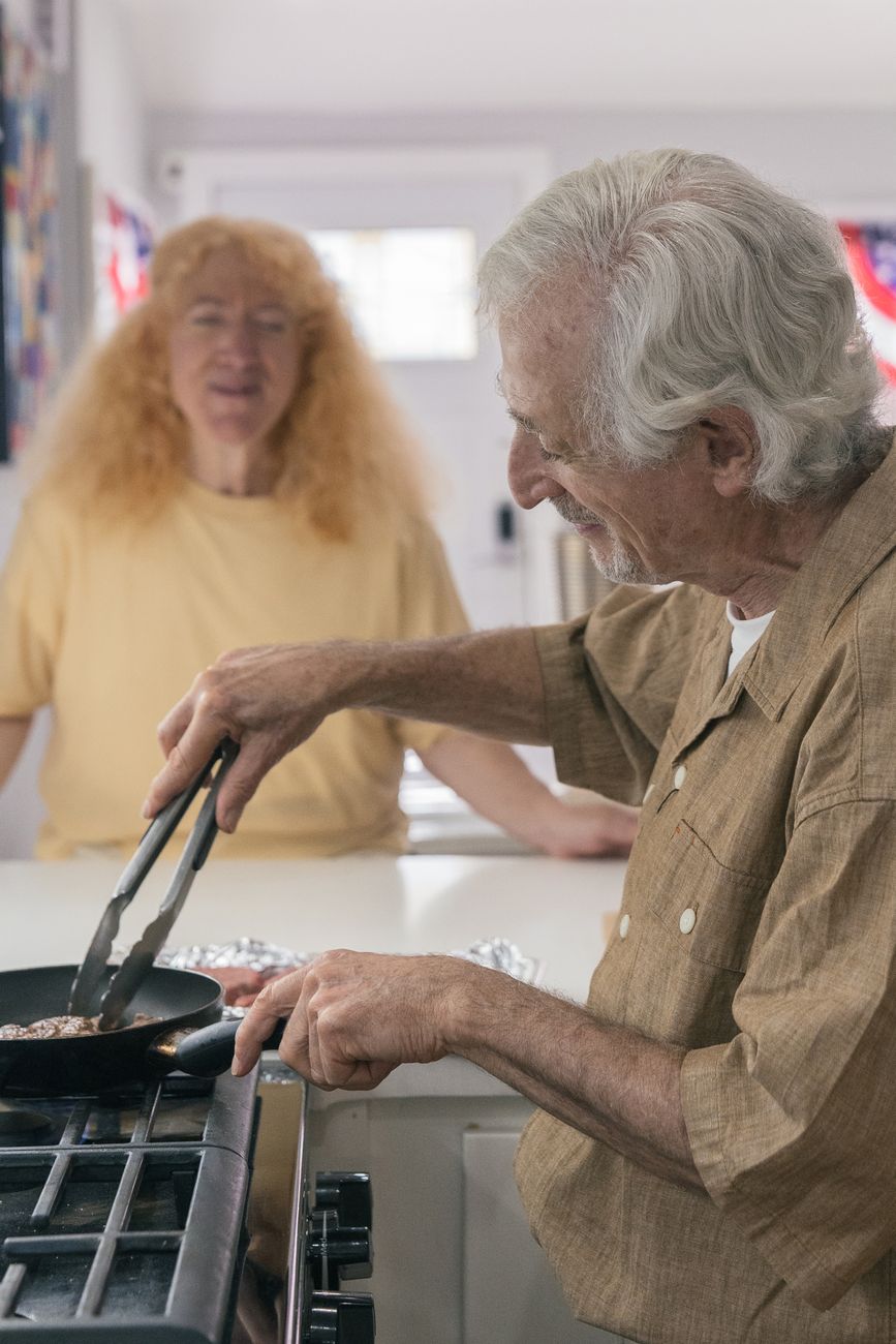7 Ways to Keep Cooking for Yourself as You Age