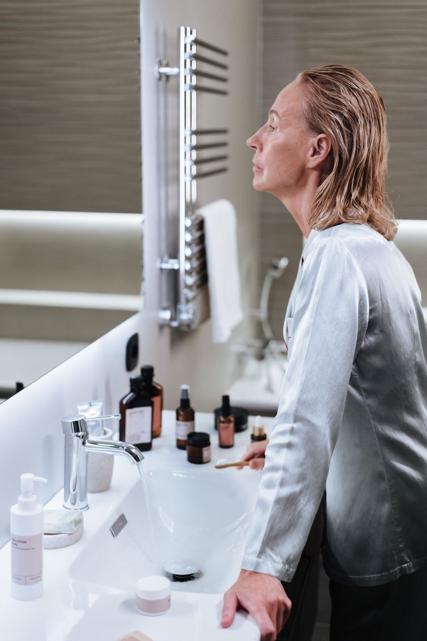 9 Simple Bathroom Changes That Help Seniors Stay Independent