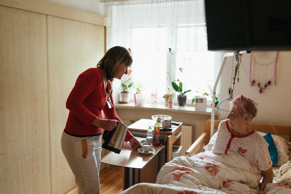 7 Practical Caregiver Resources Ideas for Older Adults