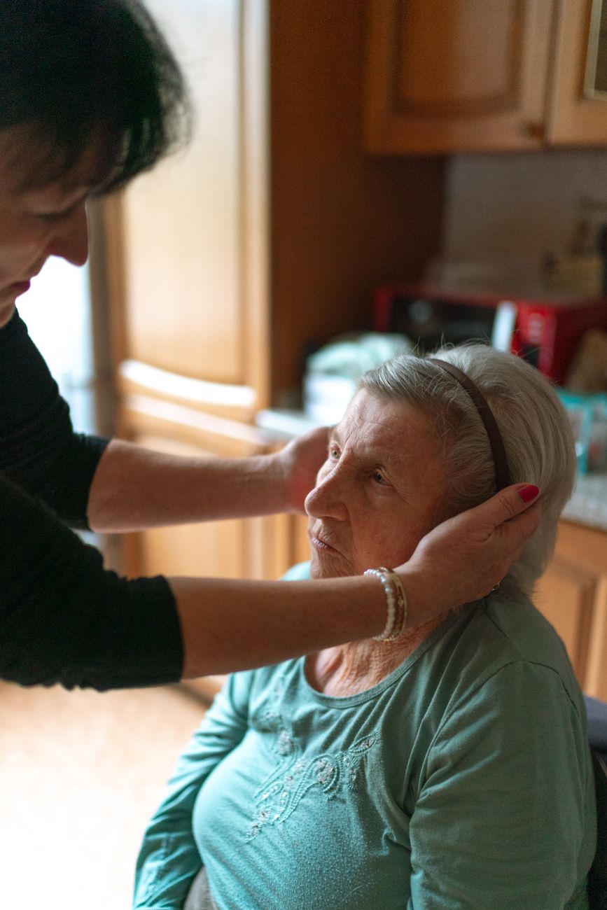 8 Monitoring Tools That Give Caregivers Peace of Mind