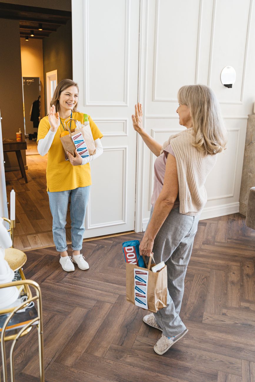 8 Nutrition and Feeding Aids for Caring for a Frail Loved One