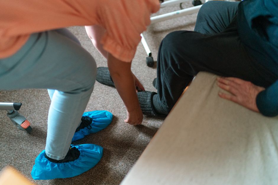 How to Help a Loved One Out of Bed Without Hurting Either of You