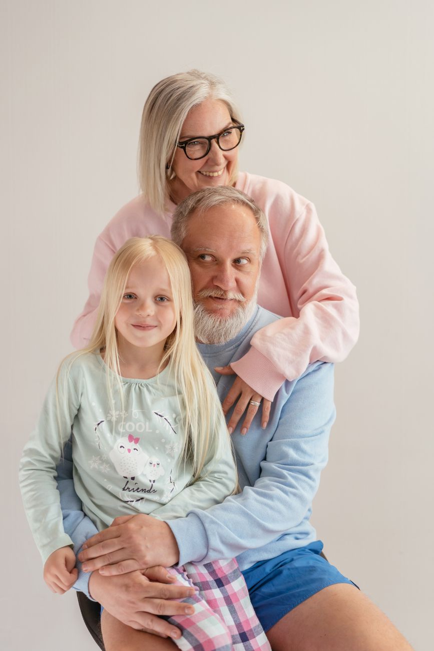 8 Thoughtful Gifts That Genuinely Help Aging Parents
