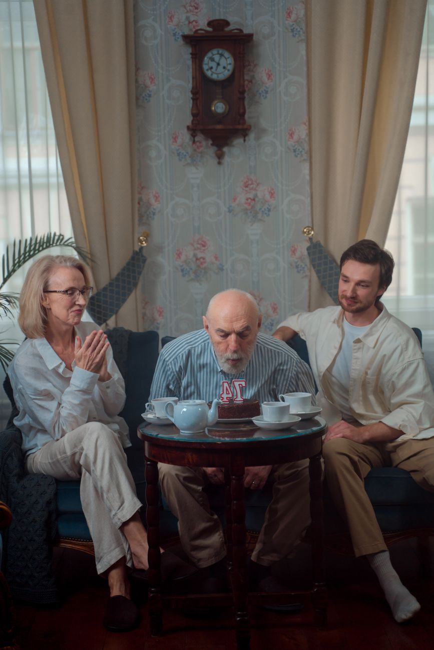 8 Ways to Help a Grieving or Isolated Older Loved One