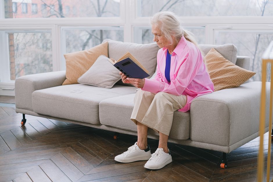 9 Ways to Keep Reading and Doing What You Love With Aging Eyes