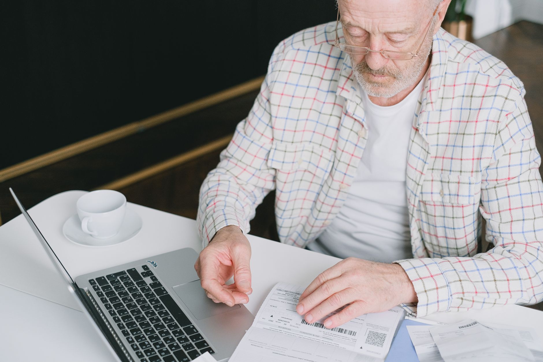 9 Ways to Get Your Finances Organized and Protected